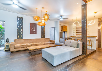 4 Bedroom Villa For Rent - BKK3, Phnom Penh thumbnail