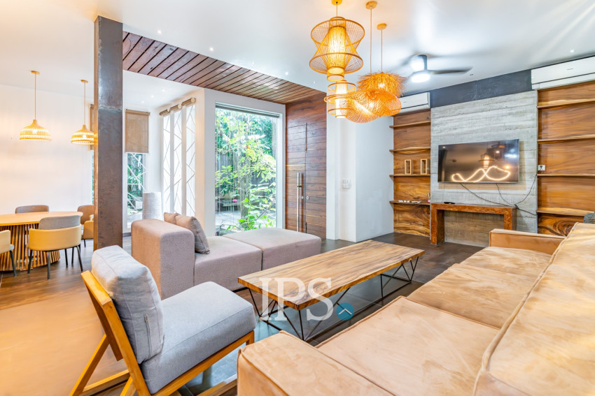 4 Bedroom Villa For Rent - BKK3, Phnom Penh