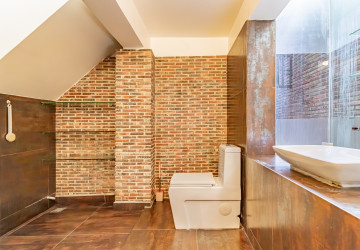 4 Bedroom Villa For Rent - BKK3, Phnom Penh thumbnail