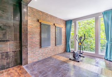 4 Bedroom Villa For Rent - BKK3, Phnom Penh thumbnail