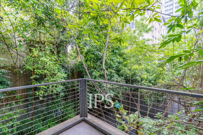 4 Bedroom Villa For Rent - BKK3, Phnom Penh