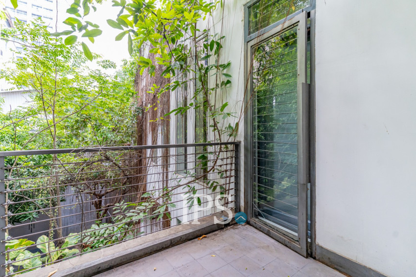 4 Bedroom Villa For Rent - BKK3, Phnom Penh