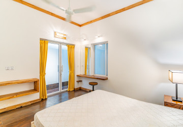 4 Bedroom Villa For Rent - BKK3, Phnom Penh thumbnail