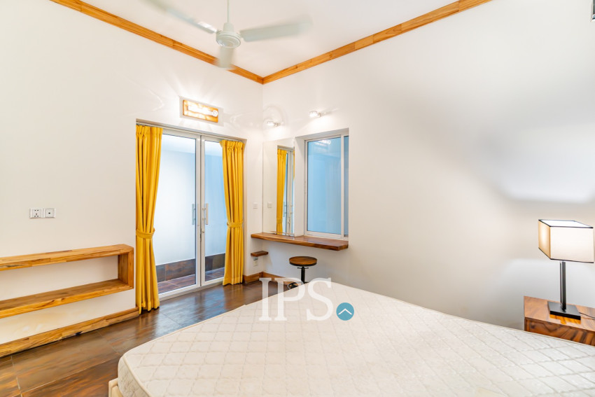 4 Bedroom Villa For Rent - BKK3, Phnom Penh