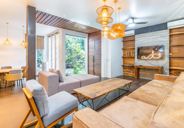 4 Bedroom Villa For Rent - BKK3, Phnom Penh thumbnail