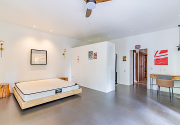 4 Bedroom Villa For Rent - BKK3, Phnom Penh thumbnail