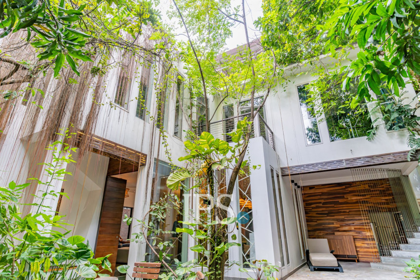 4 Bedroom Villa For Rent - BKK3, Phnom Penh