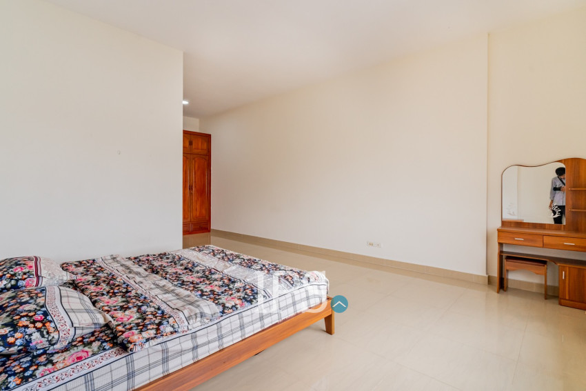 3 Bedroom Serviced Apartment For Rent - Toul Kork, Phnom Penh