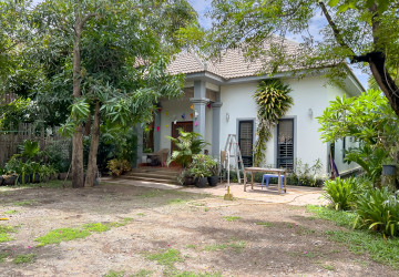 2  Bedroom House  For Rent - Sala Kamreuk, Siem Reap thumbnail