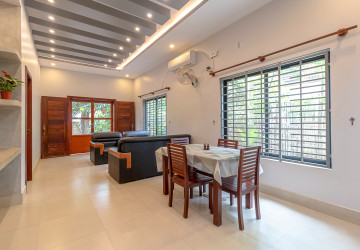 2  Bedroom House  For Rent - Sala Kamreuk, Siem Reap thumbnail