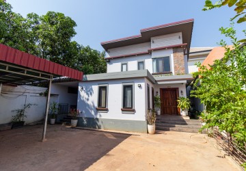 2 Bedroom Villa For Rent - Sala Kamreuk, Siem Reap thumbnail