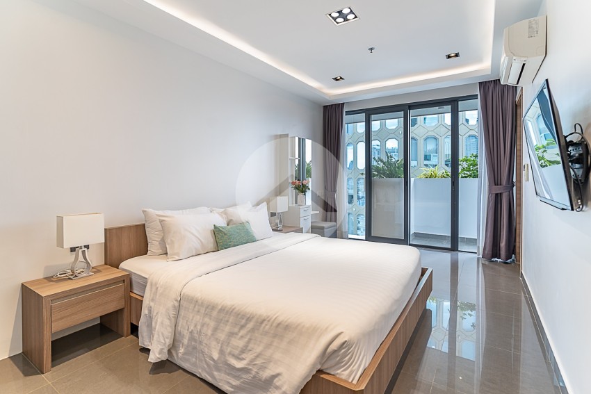 5 Bedroom Penthouse Serviced Apartment For Rent - BKK 1, Phnom Penh