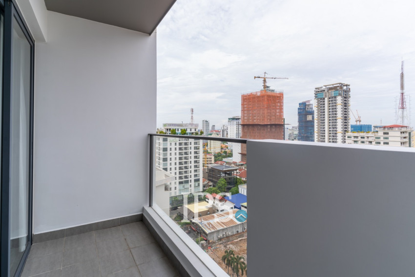 4 Bedroom Duplex Penthouse For Rent - BKK 1, Phnom Penh