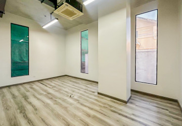 75 Sqm Office For Rent - Boeung Keng Kang 1, Phnom Penh thumbnail