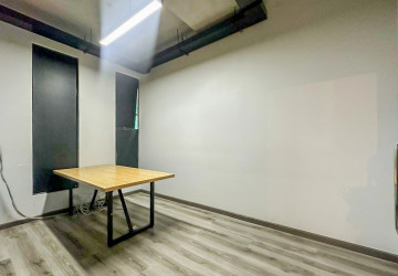 75 Sqm Office For Rent - Boeung Keng Kang 1, Phnom Penh thumbnail