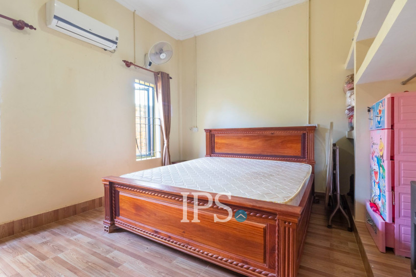 3 Bedroom  House For Rent - Kandaek, Prasat Bakong, Siem Reap