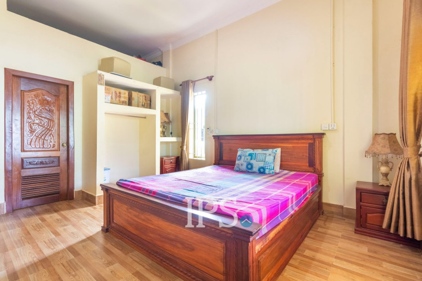 3 Bedroom  House For Rent - Kandaek, Prasat Bakong, Siem Reap