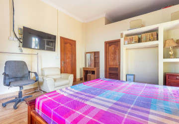 3 Bedroom  House For Rent - Kandaek, Prasat Bakong, Siem Reap thumbnail