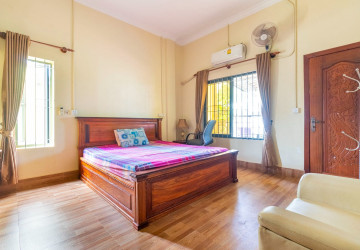 3 Bedroom  House For Rent - Kandaek, Prasat Bakong, Siem Reap thumbnail