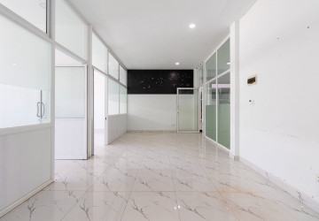 62 Sqm Office Space  For Rent - Svay Dangkum, Siem Reap thumbnail