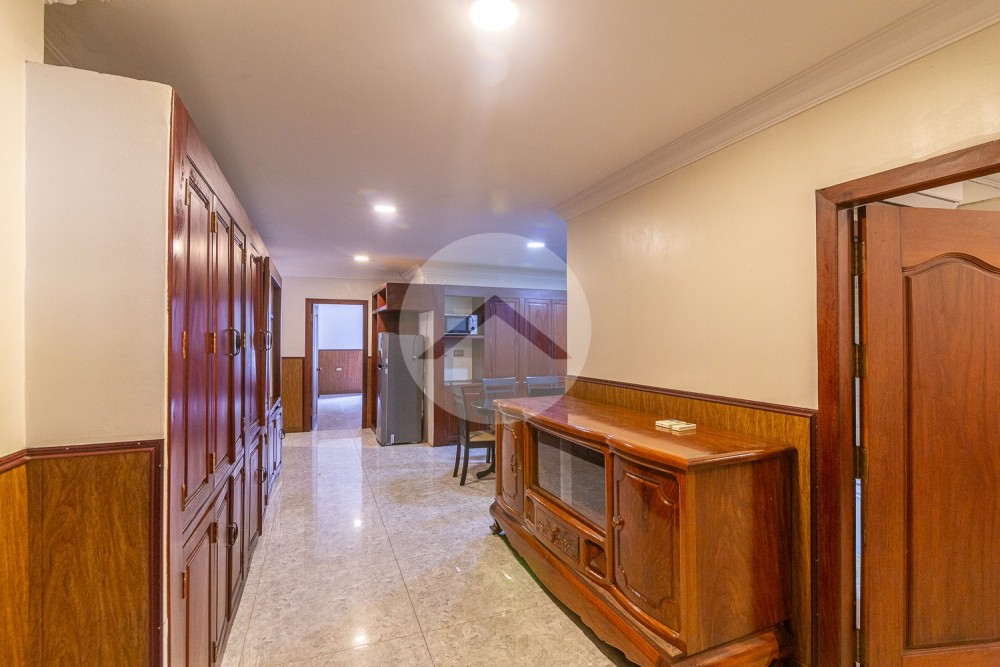 4 Bedroom Serviced Apartment  For Rent - Chey Chumneah, Phnom Penh - Image 3