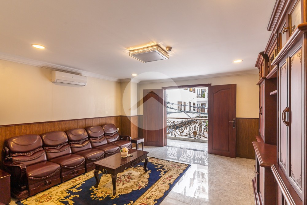4 Bedroom Serviced Apartment  For Rent - Chey Chumneah, Phnom Penh