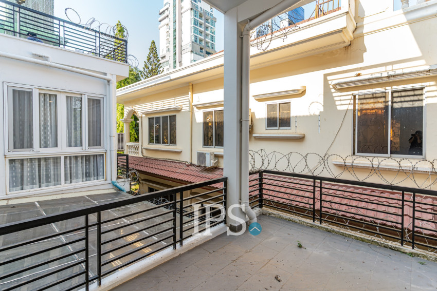 11 Bedroom Commercial Villa For Rent - BKK1, Phnom Penh