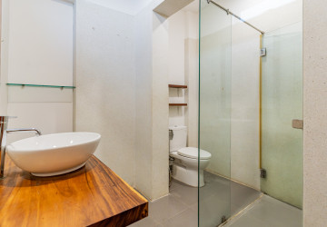 11 Bedroom Commercial Villa For Rent - BKK1, Phnom Penh thumbnail