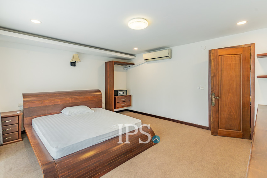 11 Bedroom Commercial Villa For Rent - BKK1, Phnom Penh