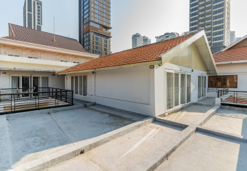 11 Bedroom Commercial Villa For Rent - BKK1, Phnom Penh thumbnail