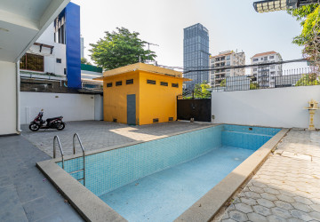 11 Bedroom Commercial Villa For Rent - BKK1, Phnom Penh thumbnail