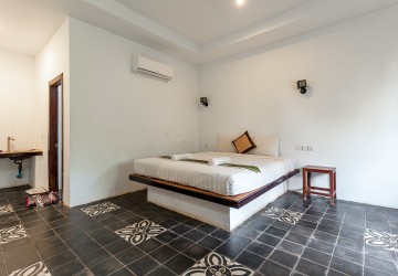 8 Bedroom Boutique For Rent - Svay Thom, Siem Reap thumbnail