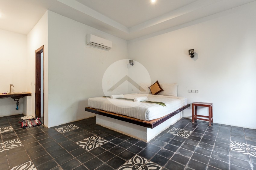 8 Bedroom Boutique For Rent - Svay Thom, Siem Reap