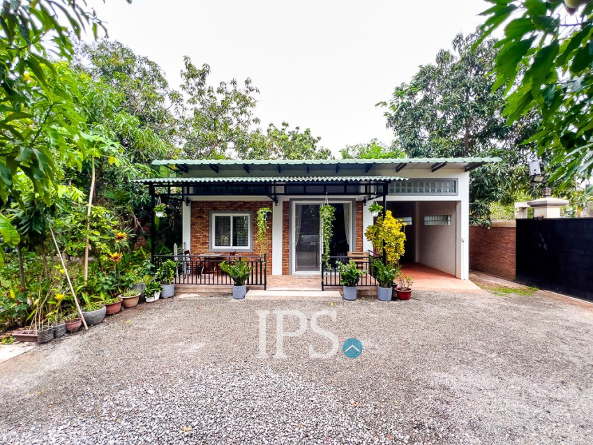 1 Bedroom House For Rent- Sala Kamreuk, Siem Reap