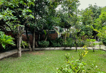 1 Bedroom House For Rent- Sala Kamreuk, Siem Reap thumbnail