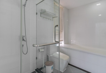 2 Bedroom Serviced Apartment For Rent - BKK1, Phnom Penh thumbnail