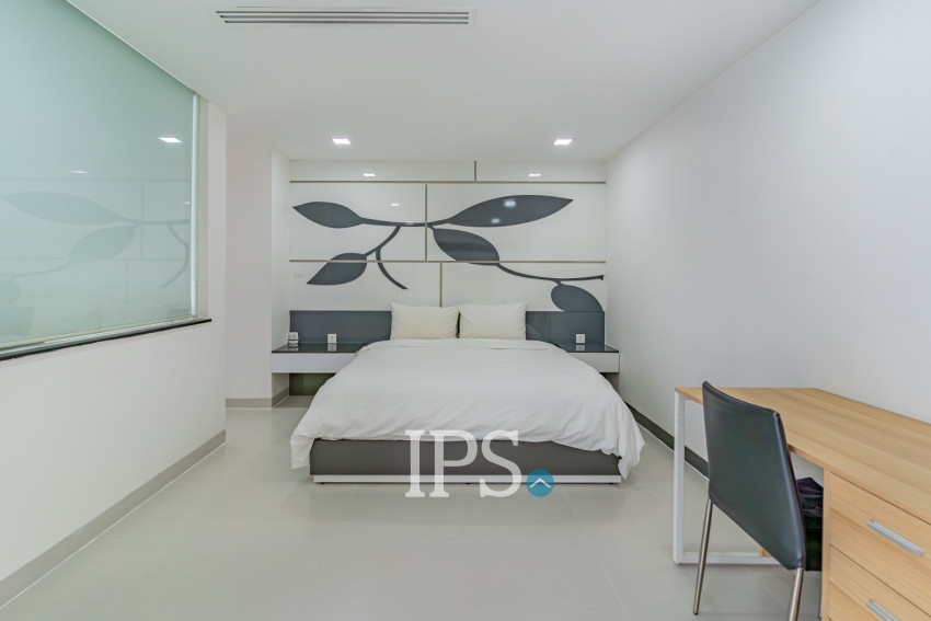 2 Bedroom Serviced Apartment For Rent - BKK1, Phnom Penh