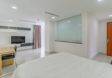 2 Bedroom Serviced Apartment For Rent - BKK1, Phnom Penh thumbnail