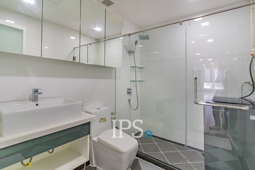 2 Bedroom Serviced Apartment For Rent - BKK1, Phnom Penh