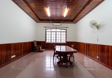 4 Bedroom Villa For Rent - Kouk Chak, Siem Reap thumbnail