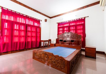 4 Bedroom Villa For Rent - Kouk Chak, Siem Reap thumbnail