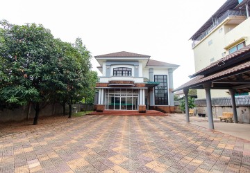 4 Bedroom Villa For Rent - Kouk Chak, Siem Reap thumbnail