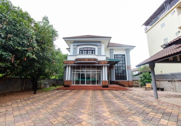 4 Bedroom Villa For Rent - Kouk Chak, Siem Reap thumbnail