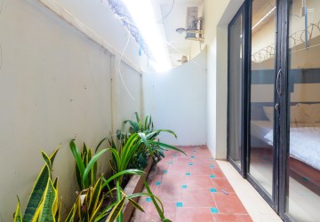 1 Bedroom Apartment For Rent - Svay Dangkum, Siem Reap thumbnail
