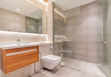 Duplex 2 Bedroom Condo For Rent - Embassy Central, BKK1, Phnom Penh thumbnail