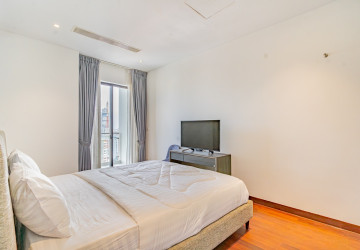 Duplex 2 Bedroom Condo For Rent - Embassy Central, BKK1, Phnom Penh thumbnail