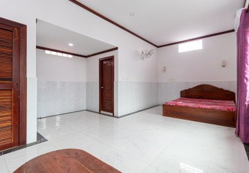 4 Bedroom Villa  For Rent - Slor Kram, Siem Reap thumbnail