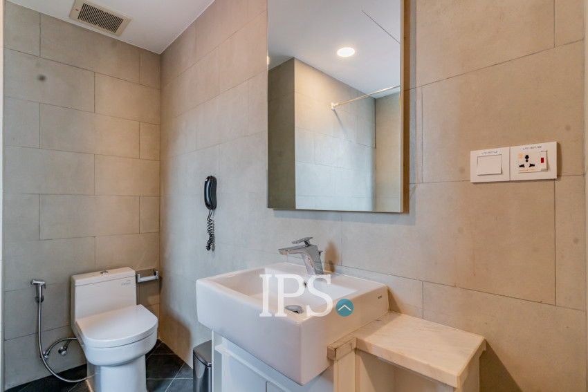 2 Bedroom Serviced Apartment For Rent - BKK1, Phnom Penh