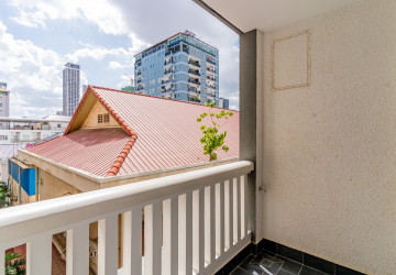 2 Bedroom Serviced Apartment For Rent - BKK1, Phnom Penh thumbnail