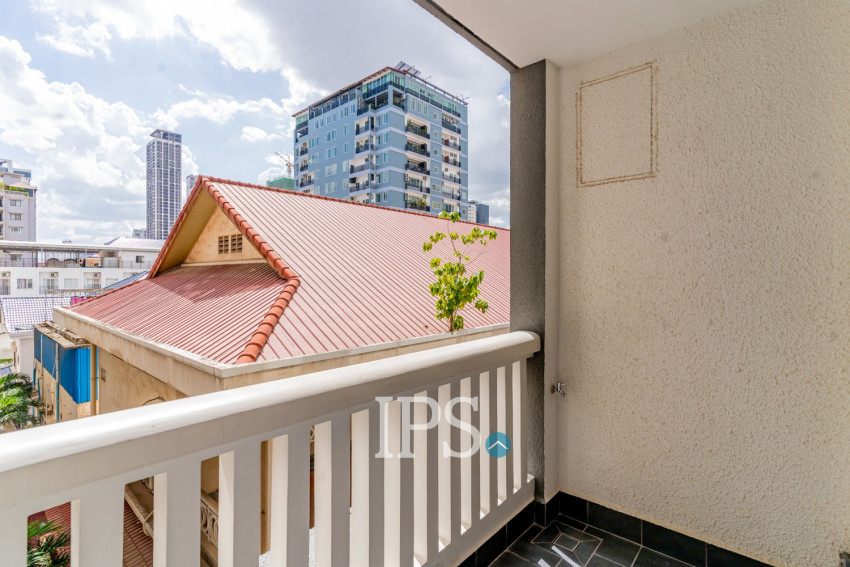 2 Bedroom Serviced Apartment For Rent - BKK1, Phnom Penh